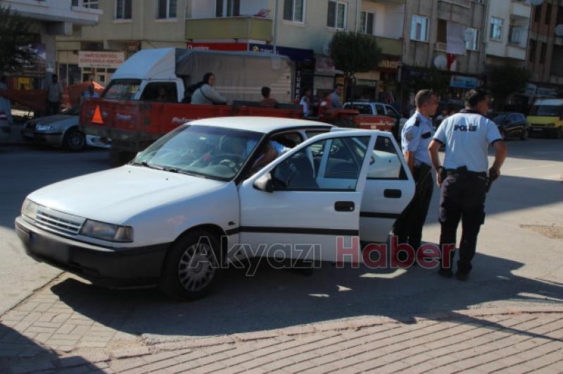 Genç Kızı Kaçırmak İstedi Polisler Kıskıvrak Yakaladı