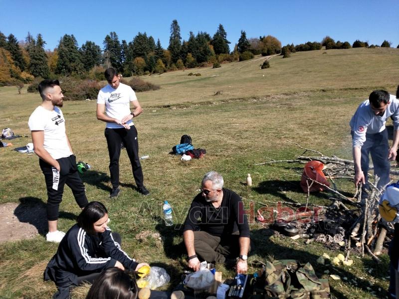 Gençler Doğa Yürüyüşü Yaptı