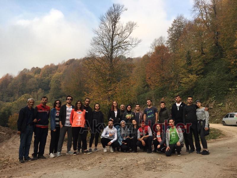 Gençler Doğa Yürüyüşü Yaptı