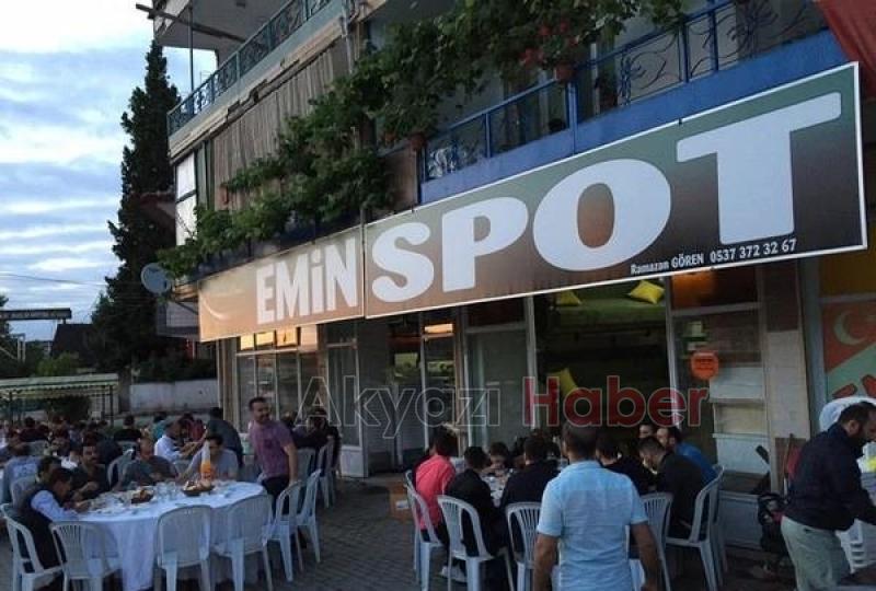  Gençler İftar Yemeğinde Buluştu