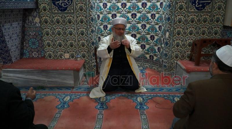 GENÇLER NAMAZ PROGRAMINDA BULUŞTU