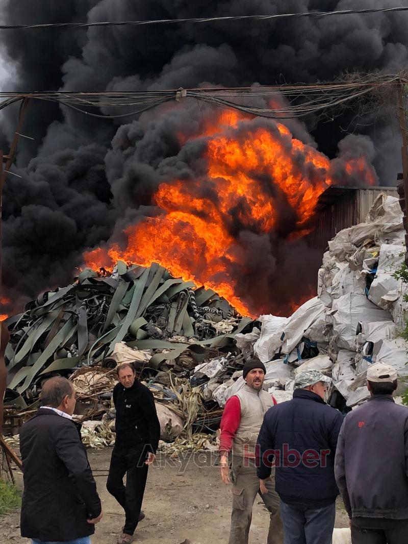 Geri Dönüşüm Tesisinde Yangın