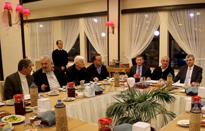 GÖNÜLLERİ KAZANMAK EN BÜYÜK KAZANÇTIR 