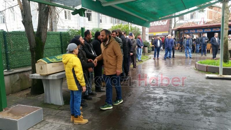 Gözyaşları içinde toprağa verildi