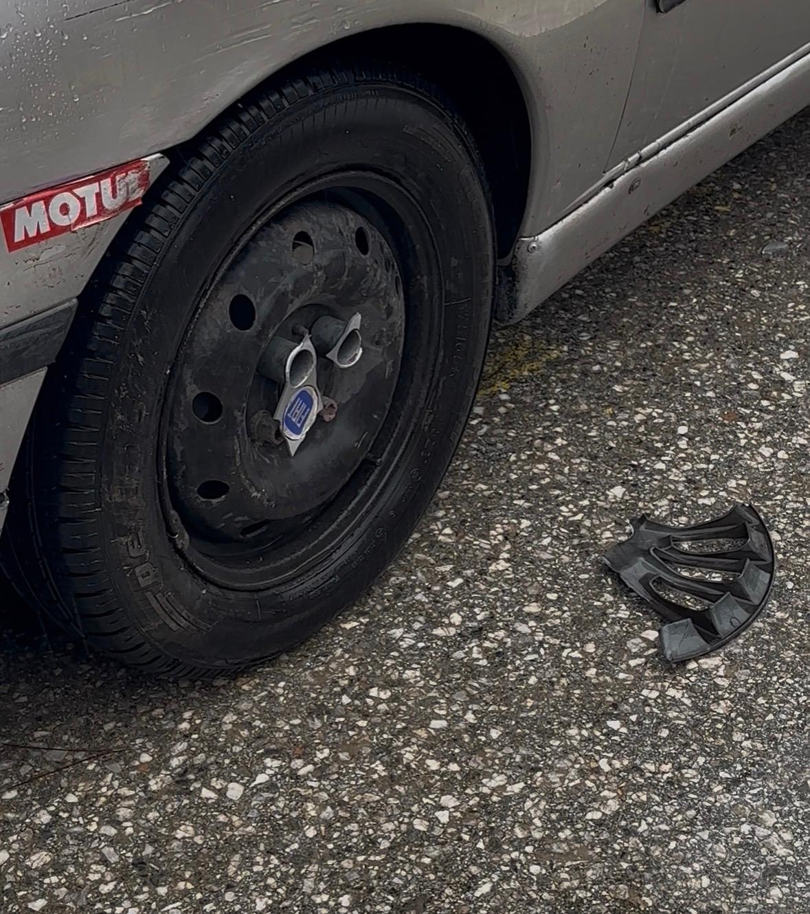 GSP camii önünde ufak çaplı  kaza