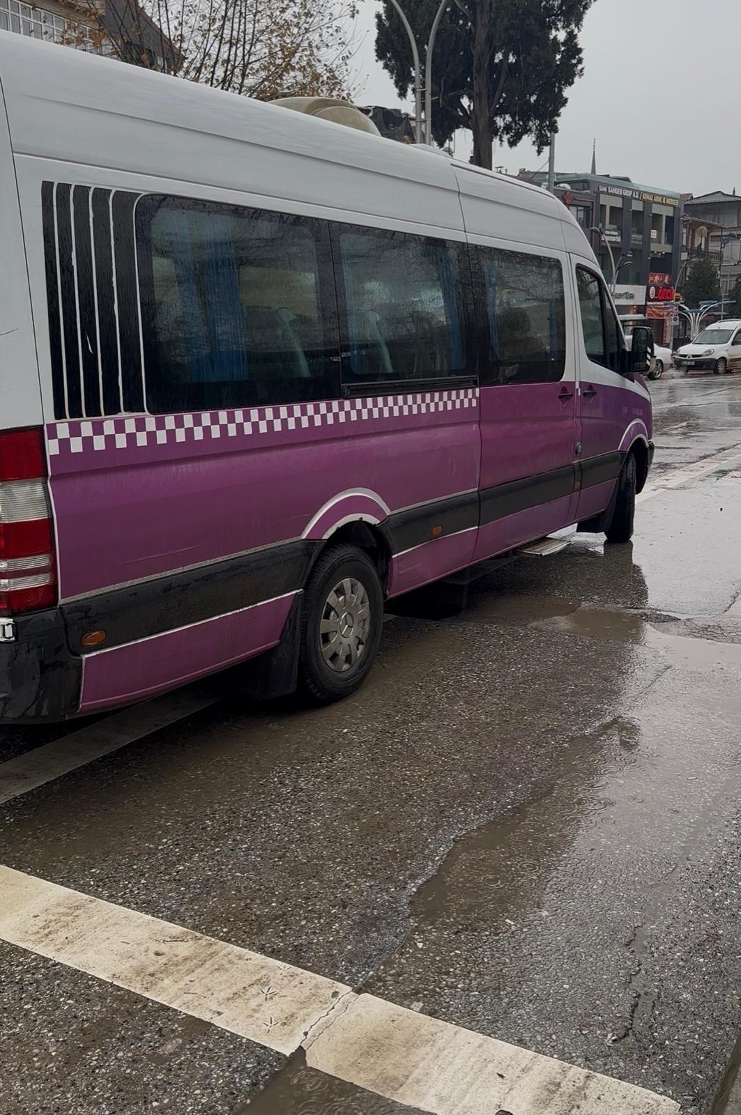 GSP camii önünde ufak çaplı  kaza