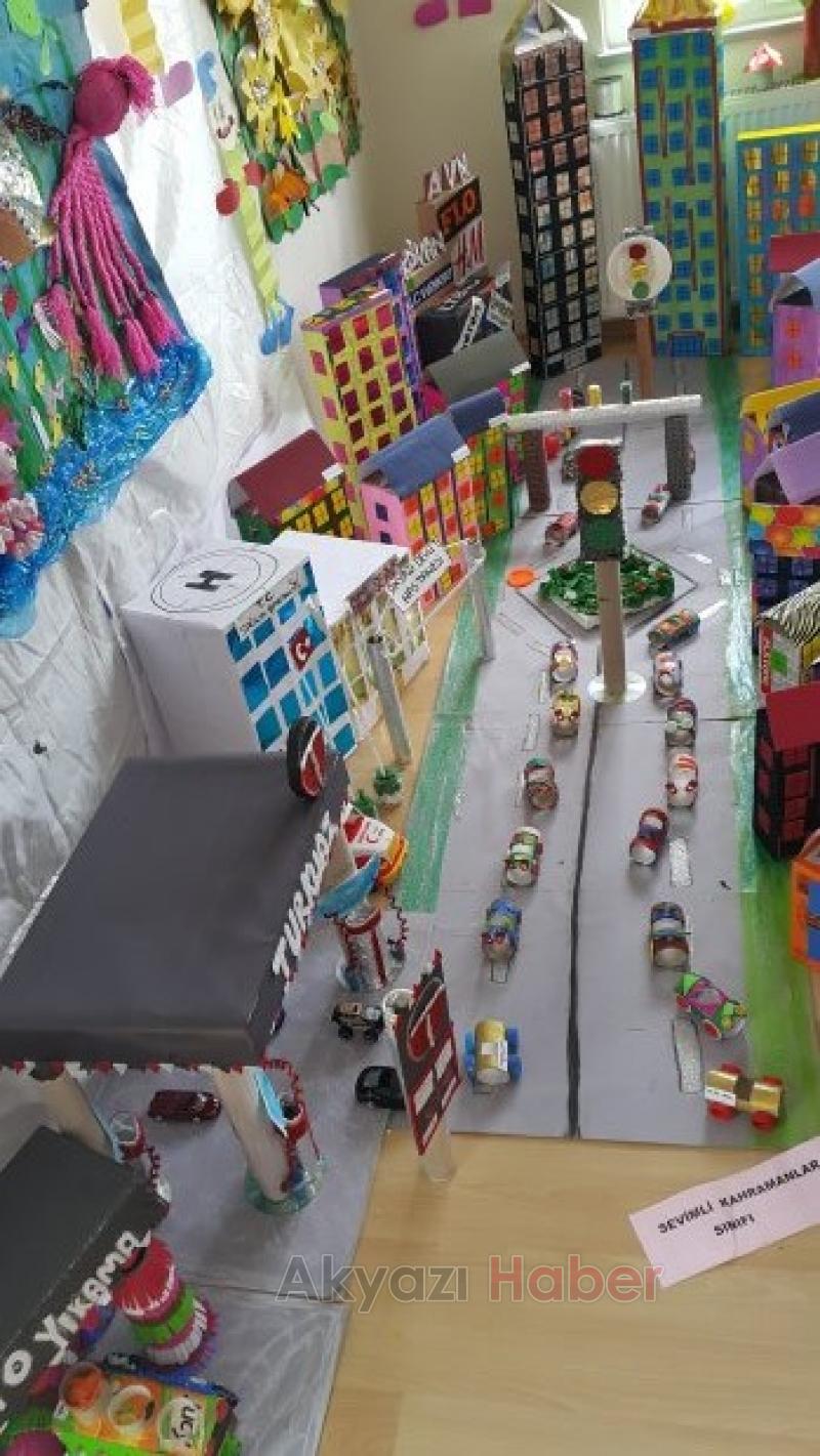 Gülistan Ana Okulu ve Çocuk Yuvasından Yıl Sonu Gösterisi ve Sergisi Büyük Beğeni Aldı