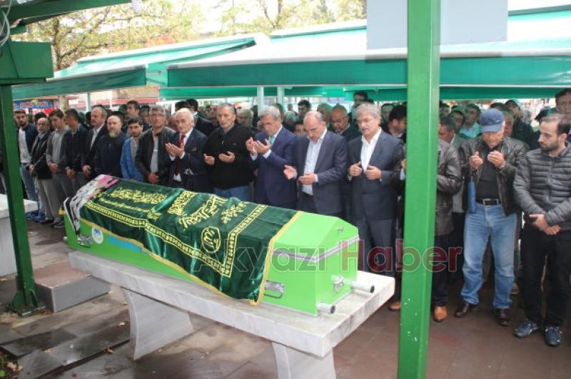 Gülsüm Onat Defnedildi