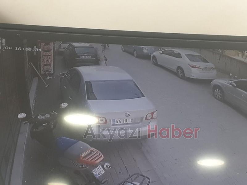 Güpe gündüz halıyı omuzlayıp götürdü