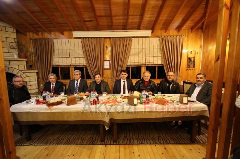 Güreş Federasyonu Başkanı Akyazıdaydı