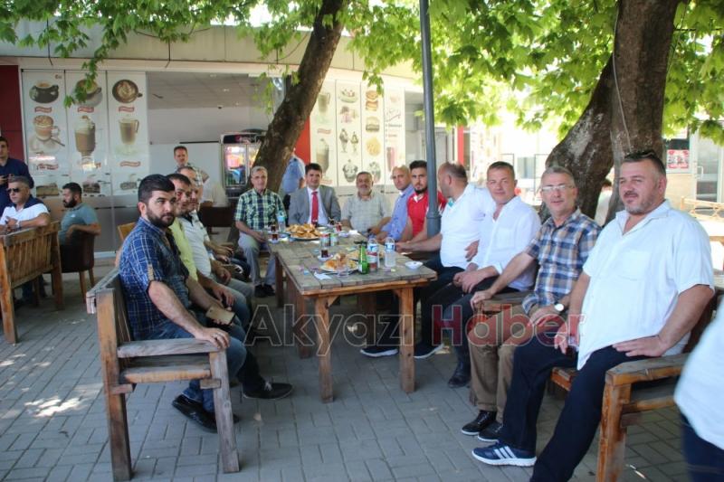 Güreşçiler ve Protokol Üyeleri Davul Zurna Eşliğinde Çarşıyı Gezdi