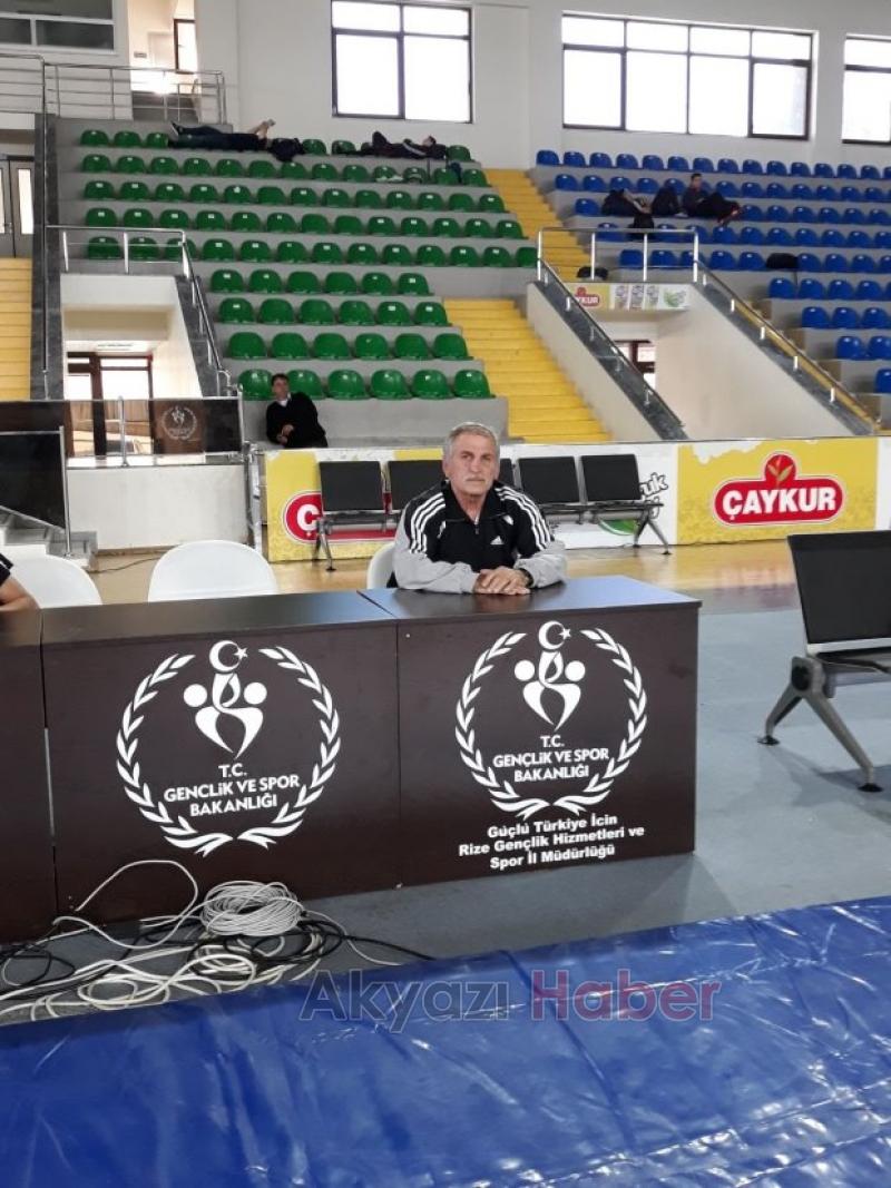 GÜREŞTE AKYAZI ÜSTÜNLÜĞÜ