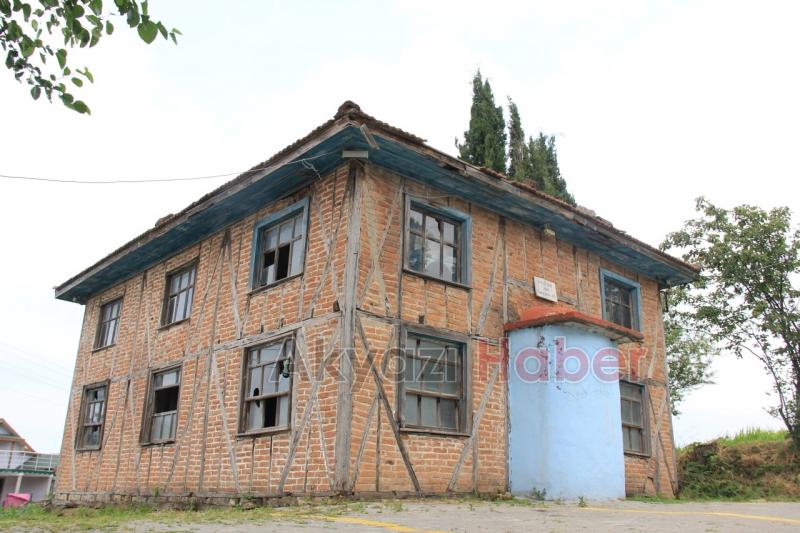 Güzlek Tarihi Caminin Hikayesi