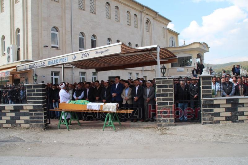 Hacı Maksut Asan Dualarla Defnedildi