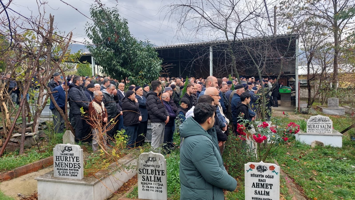 Hacı Muammer Taşkın İçin Son Görev: Dualar Eşliğinde Veda