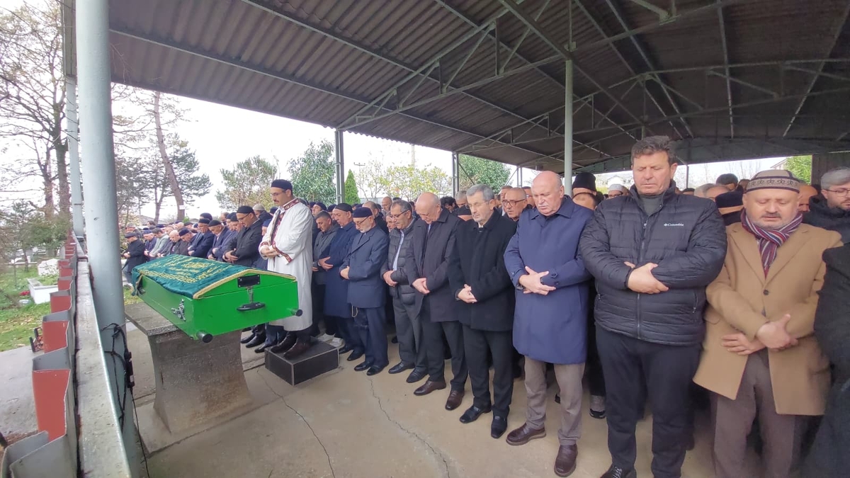 Hacı Muammer Taşkın İçin Son Görev: Dualar Eşliğinde Veda