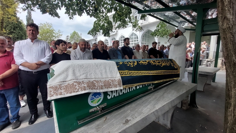 Hacı Ömer Sakzeki Defnedildi