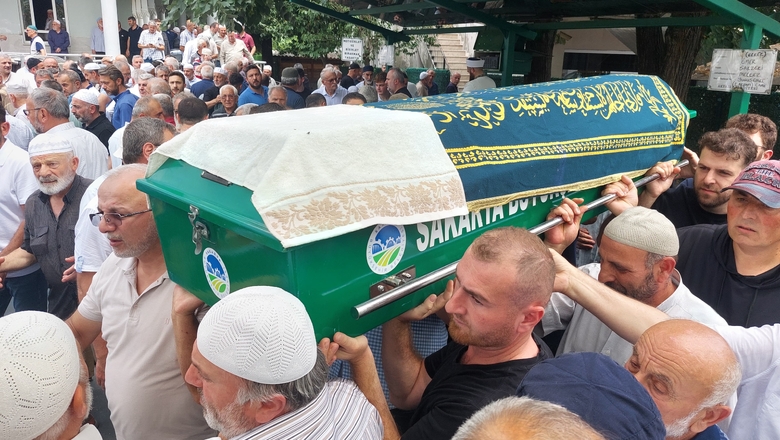Hacı Ömer Sakzeki Defnedildi