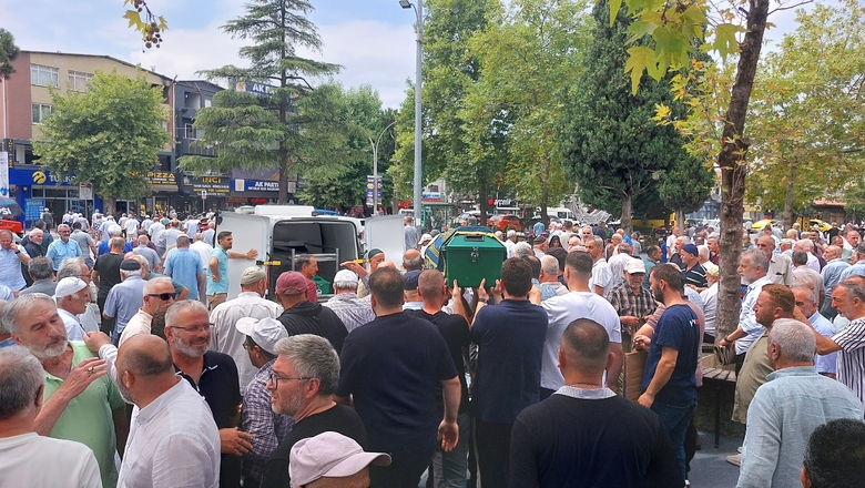Hacı Ömer Sakzeki Defnedildi