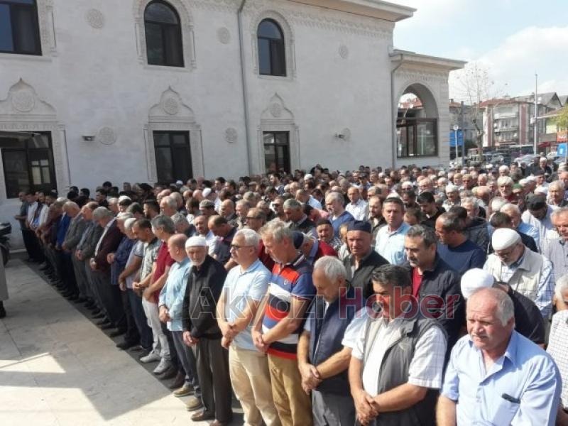 Hadiye Öztürk Defnedildi