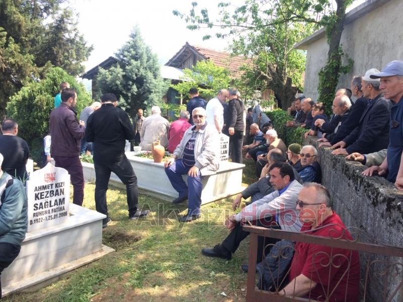 Hafız Veysel Sağlam Defnedildi