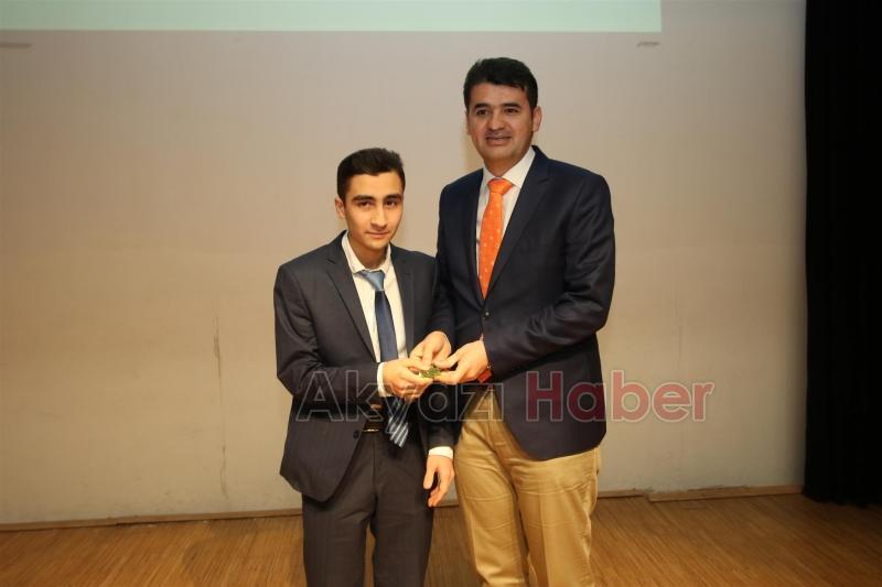 Hafızlık Ve Güzel Ezan Okuma Yarışması Finali Akyazı’da Yapıldı