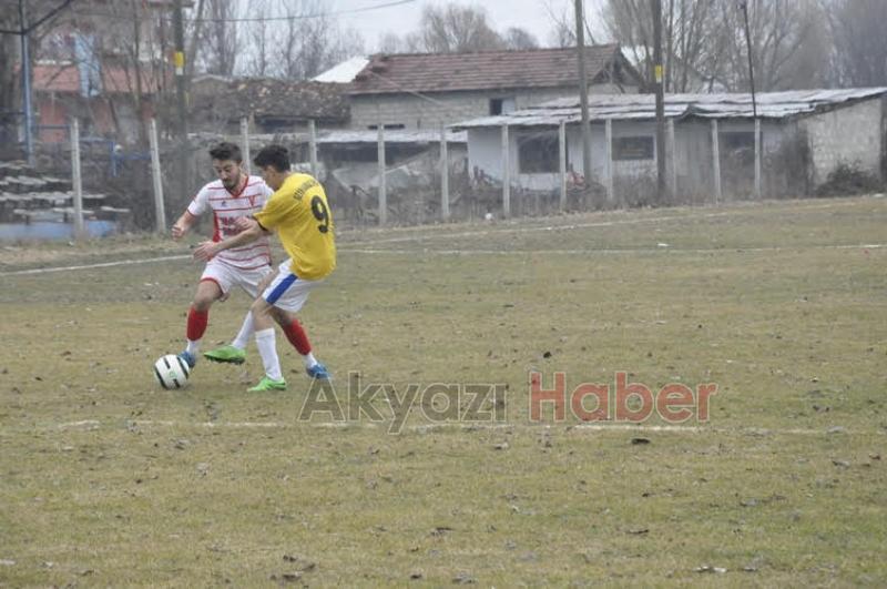 Hakeme Saldırdılar Maç Yarıda Kaldı