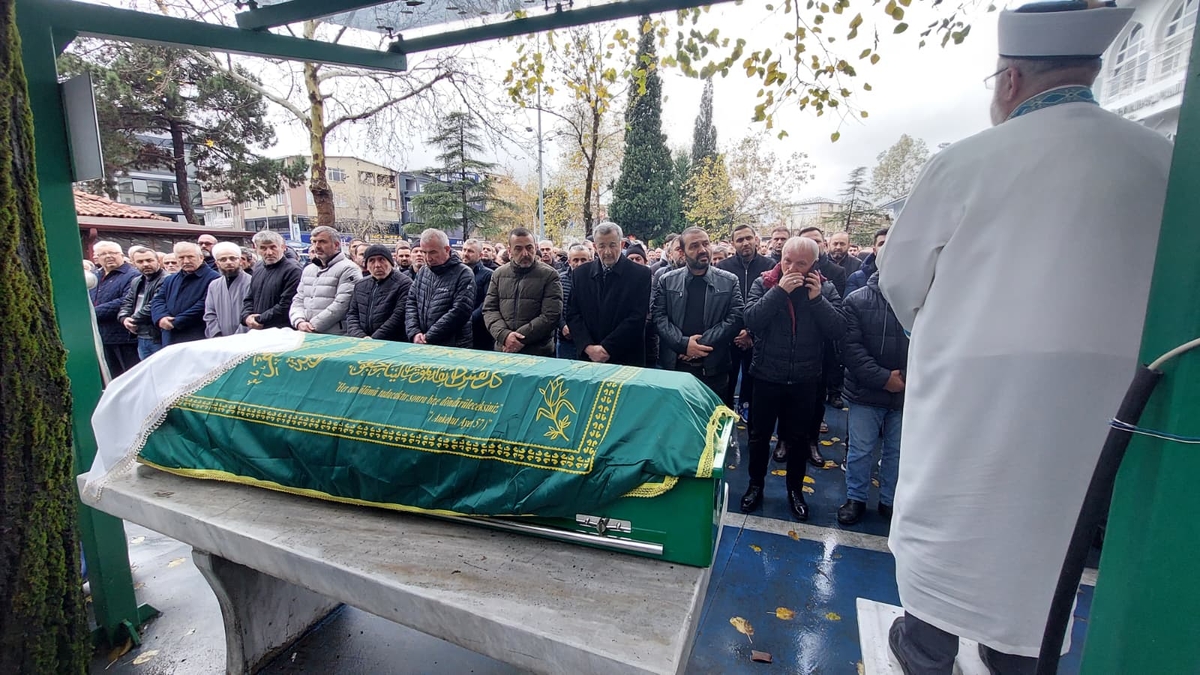 Hakime Demiralay Toprağa Verildi