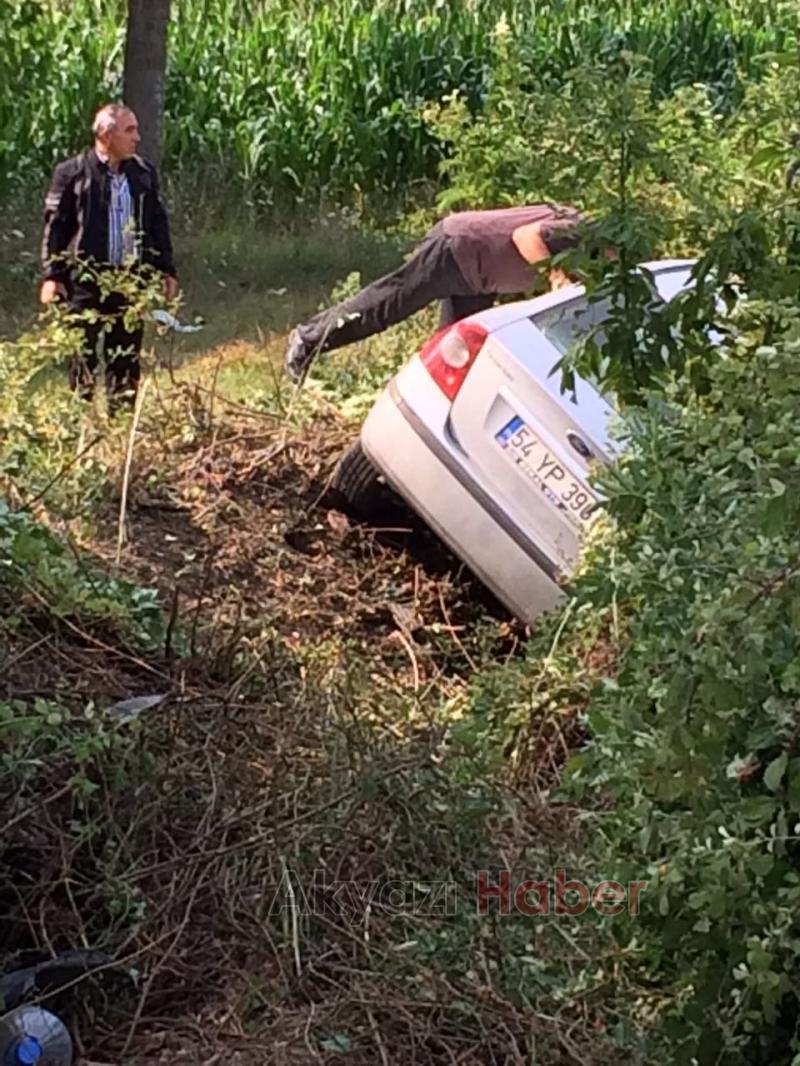Hakimiyetini Kaybeden Sürücü Şarampole Uçtu