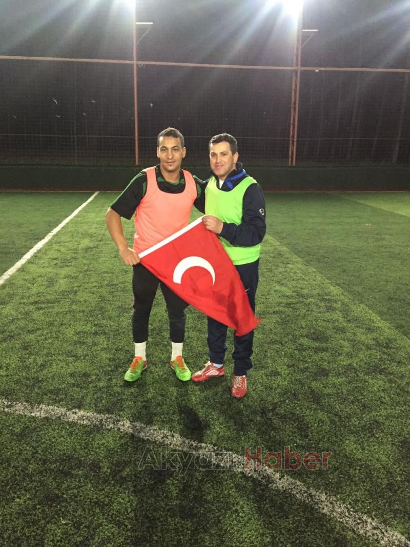 Halı Saha Maçında Dostluk Kazandı