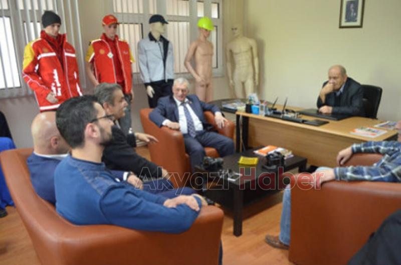 Halil Bildiriciye Gazetecilerden Ödül