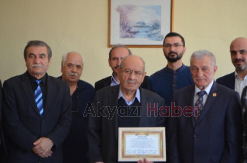 Halil Bildiriciye Gazetecilerden Ödül