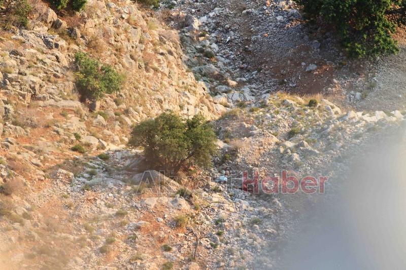 Hamile Kadın 300 Metre Yükseklikten Düşerek Hayatını Kaybetti