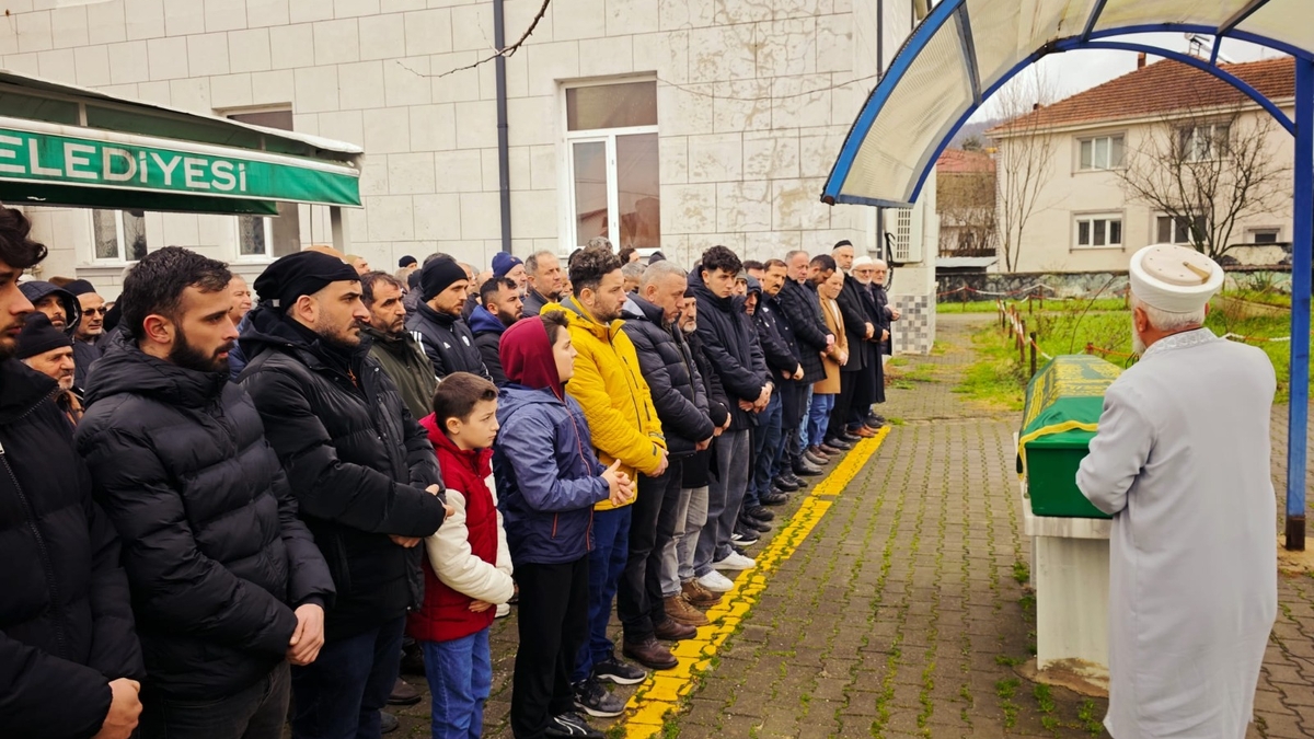 Hamit Uluköylü Ebediyete Uğurlandı.