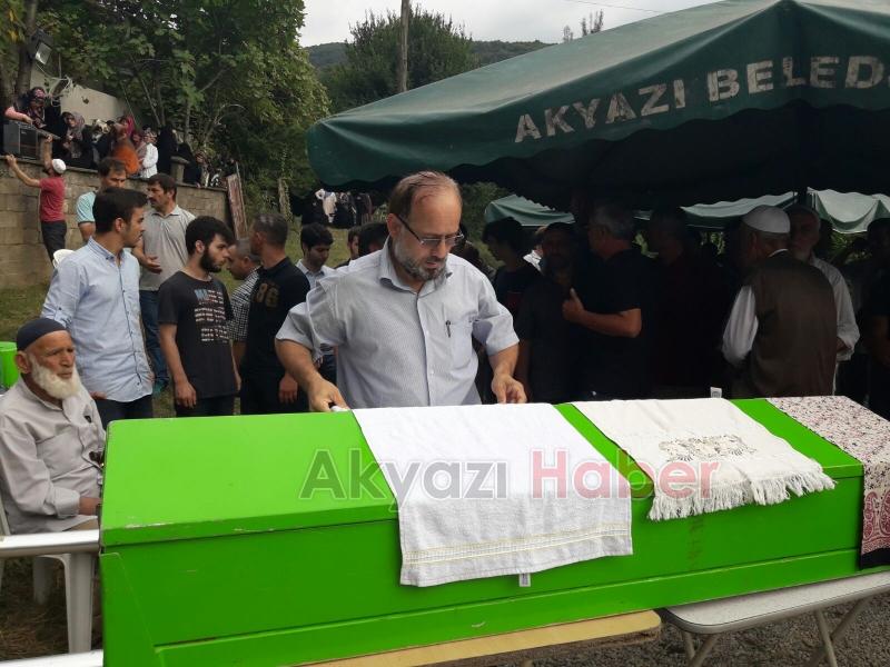 Hanife Akcan Defnedildi