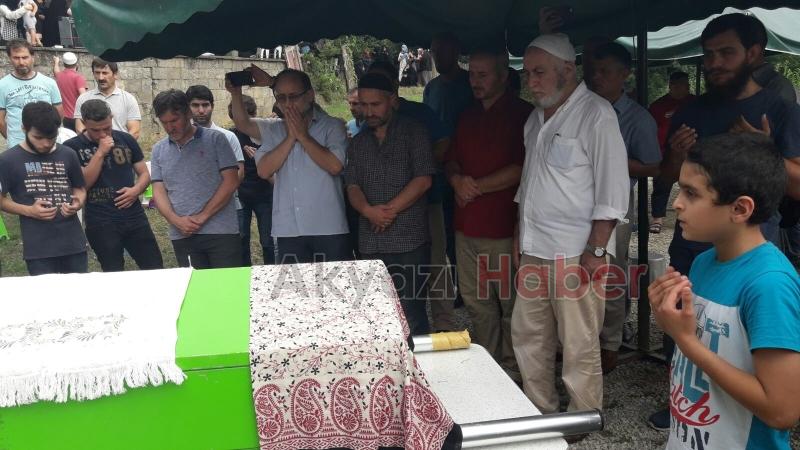 Hanife Akcan Defnedildi