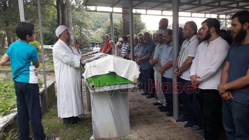 Hanife Akcan Defnedildi