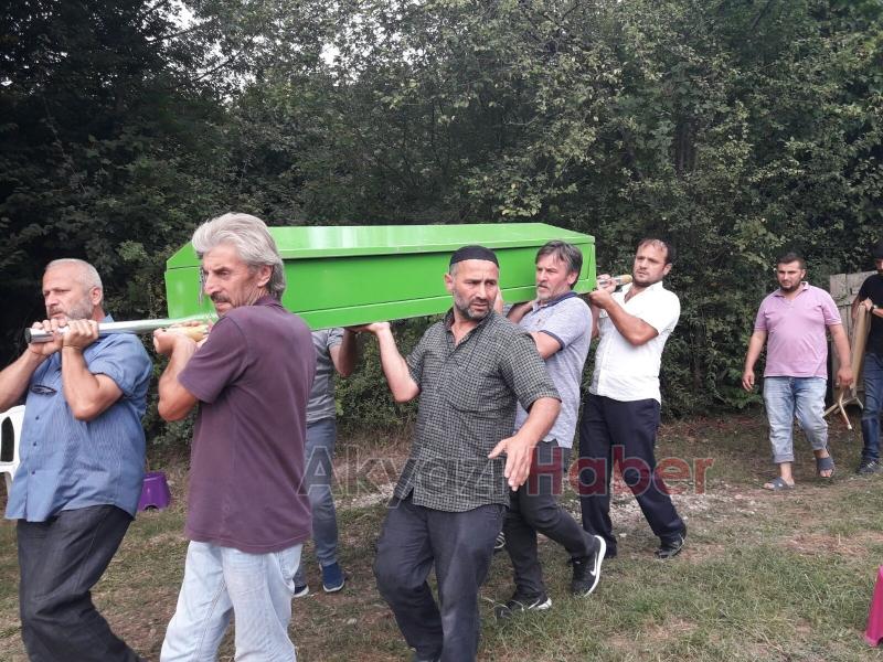 Hanife Akcan Defnedildi