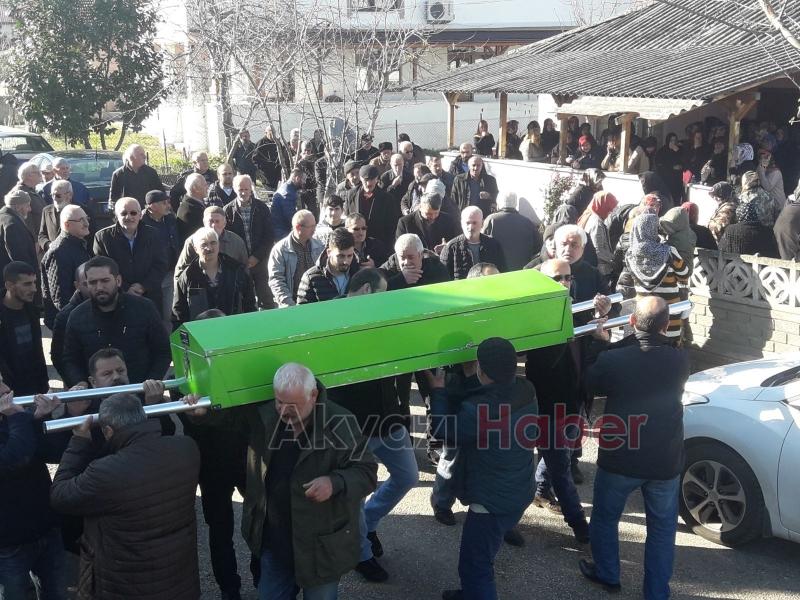 Hanım Demirci Defnedildi