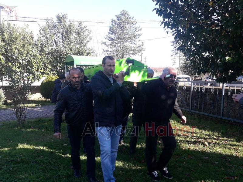 Hanım Demirci Defnedildi