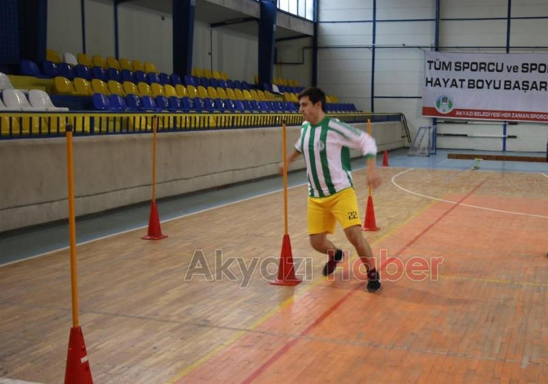 ÖZEL HAREKAT POLİSİ ADAYLARINA SPOR PARKURU İMKANI