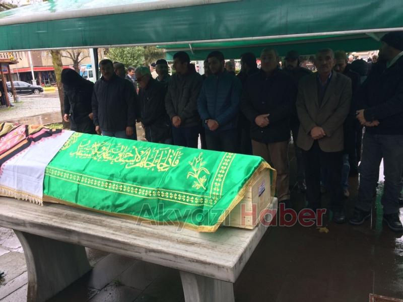 Hasan Demiralay ın Eşi Defnedildi