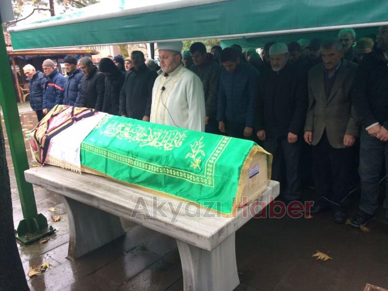 Hasan Demiralay ın Eşi Defnedildi