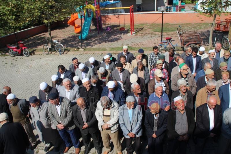 Hasan Hikmet Defnedildi