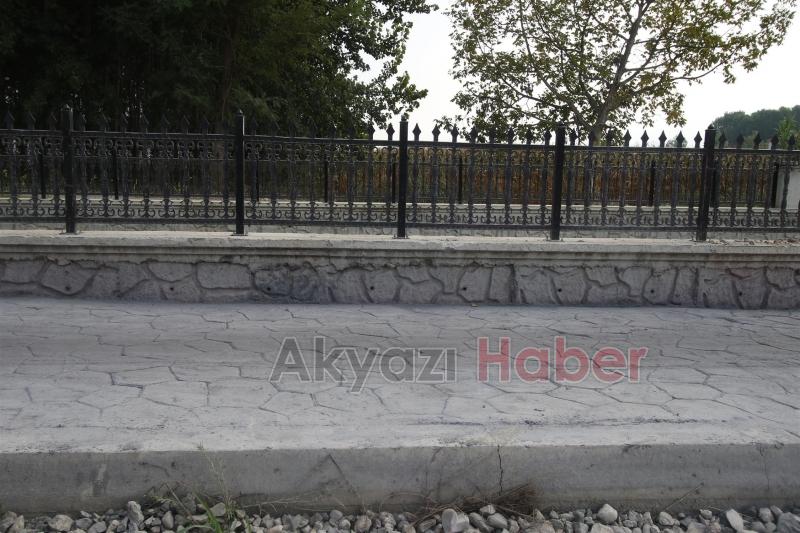 HASTANE MAHALLESİ, SEYFELER MAHALLESİ VE KARACASU DERESİ KALDIRIM ÇALIŞMALARINDA SONA GELİNDİ