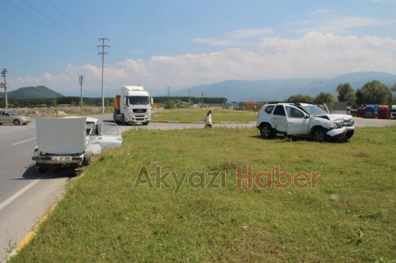 Hastane Önü Trafik Kazası