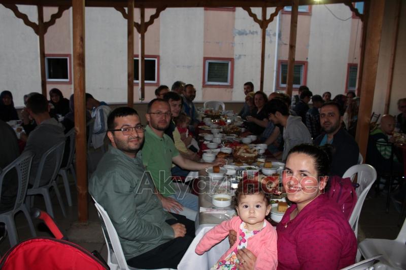 Hastane personeli iftarda bir araya geldi