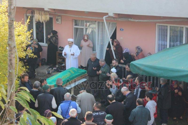 Hatice Deniz Defnedildi