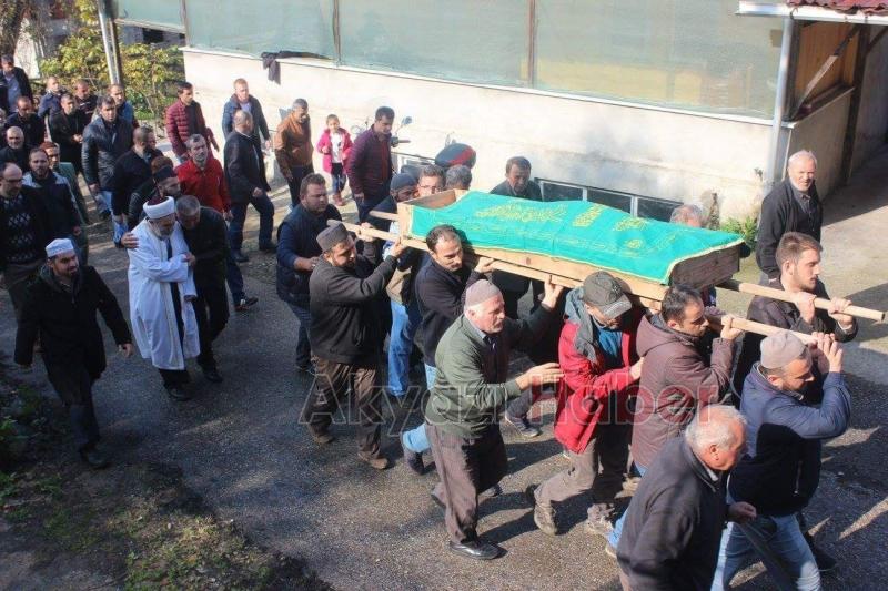 Hatice Deniz Defnedildi