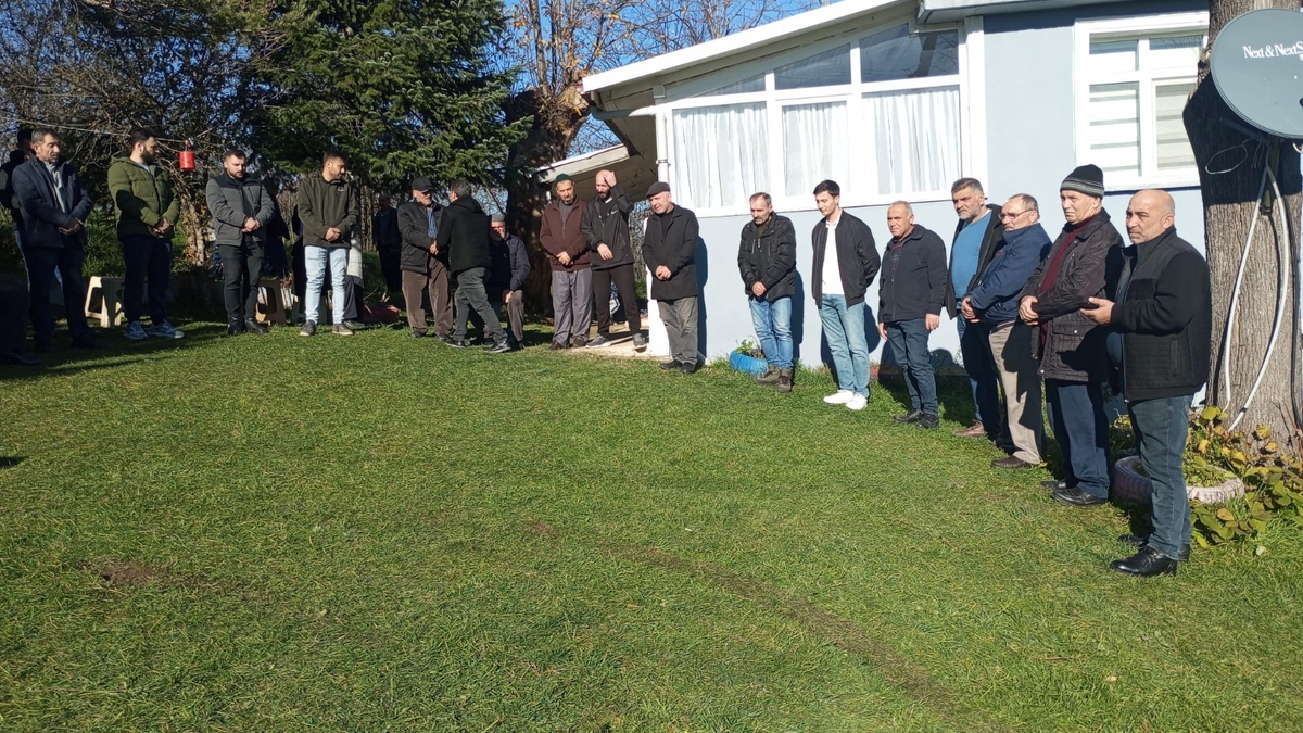 Hatice Şimay Toprağa Verildi.